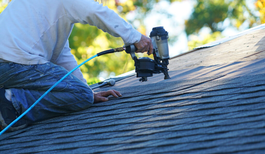 6 Tips for a Successful Roof Repair Project