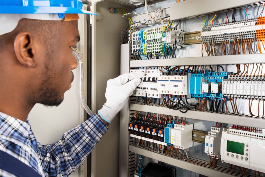 Tips To Help You Find An Electrical Repairman Near Me